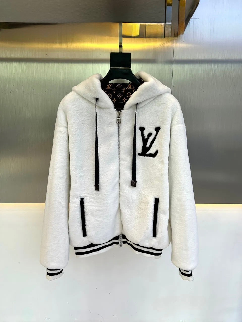 L.V Jacket - Collection Jacket 2025 - Exclusive Black Friday Offer